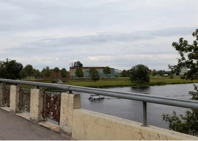 Елгавчане против строительства торгового комплекса: в городе ожидаются новые массовые акции протеста