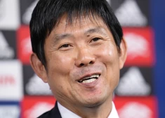 Morijasu turpinās trenēt Japānas futbola izlasi