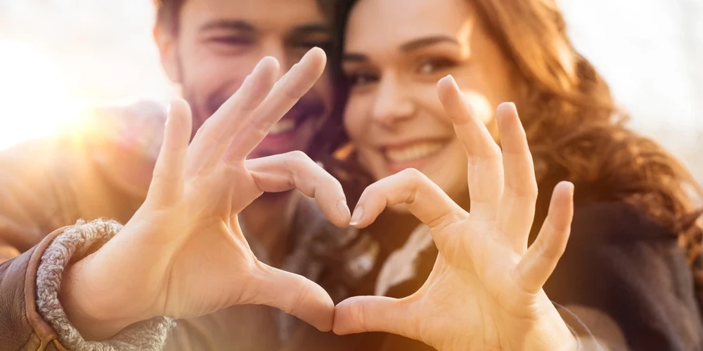 Опьяняет в прямом смысле этого слова: 5 научных фактов о любви