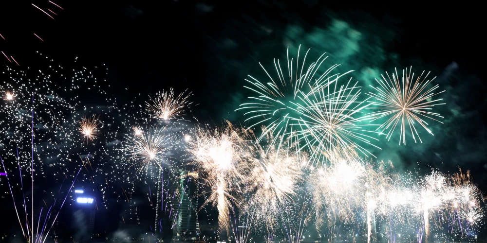 В этом году многие города Латвии не будут использовать пиротехнику из-за войны в Украине.