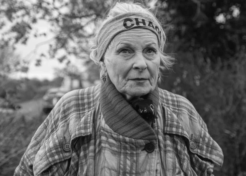 Panku stila radītāja un modes māksliniece Vivjena Vestvuda devusies mūžībā 81 gada vecumā 