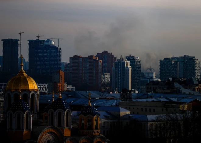 Okupanti Vecgada dienā veic pamatīgu raķešu apšaudi Ukrainā