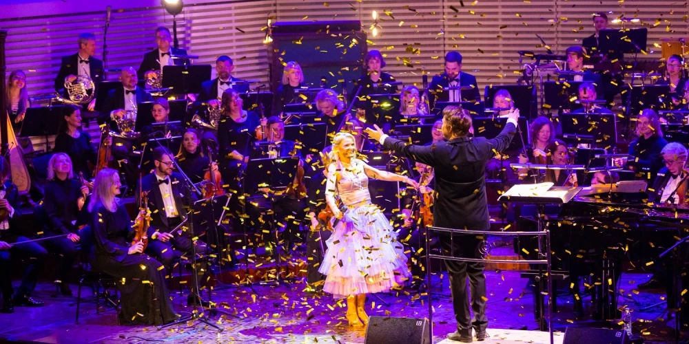 Liepājas Simfoniskais orķestris ar spožu simfodžeza programmu nosvin 2022. gada beigas
