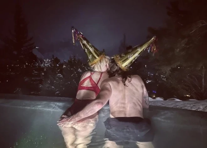 Хайди Клум весело и сексуально встретила Новый год