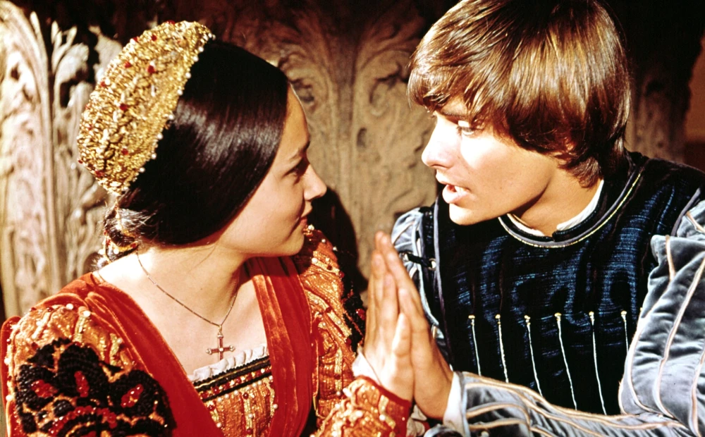 Звезды фильма “Ромео и Джульетта” 1968 года обвинили студию Paramount в ...