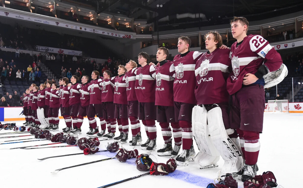 Latvijas junioru hokeja izlase nosargā vietu elites divīzijā