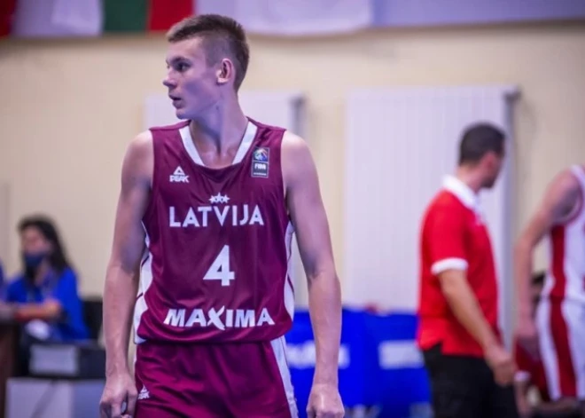 Latvijas U-18 sieviešu un vīriešu izlašu basketbolisti uzvar Baltijas jūras kausa izcīņā