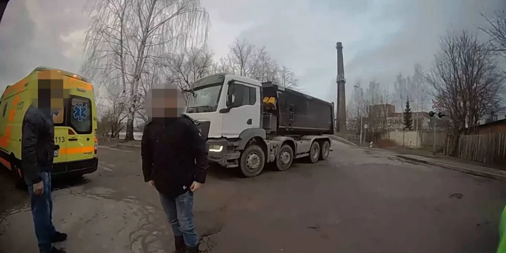 Мужчина, спасший мальчика, вернулся в Кундзиньсалу, чтобы рассказать о случившемся