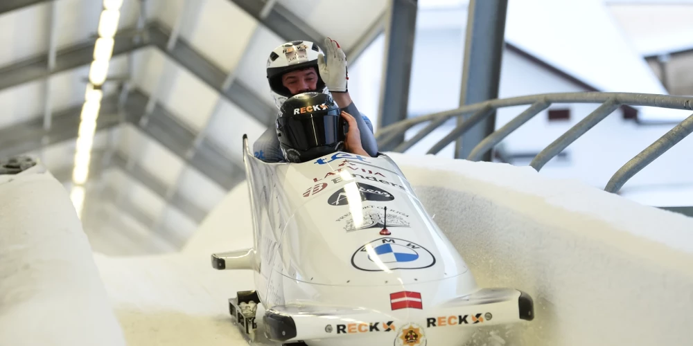 Latvijas pilota Emīla Cipuļa pilotētā ekipāža sestdien Vinterbergas trasē Vācijā Pasaules kausa posmā bobslejā divnieku sacensībās ieņēma septīto vietu. 