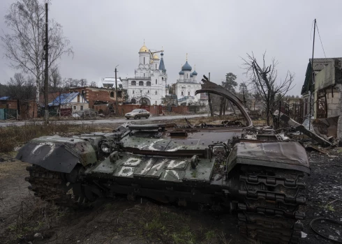 Разбитый российский танк