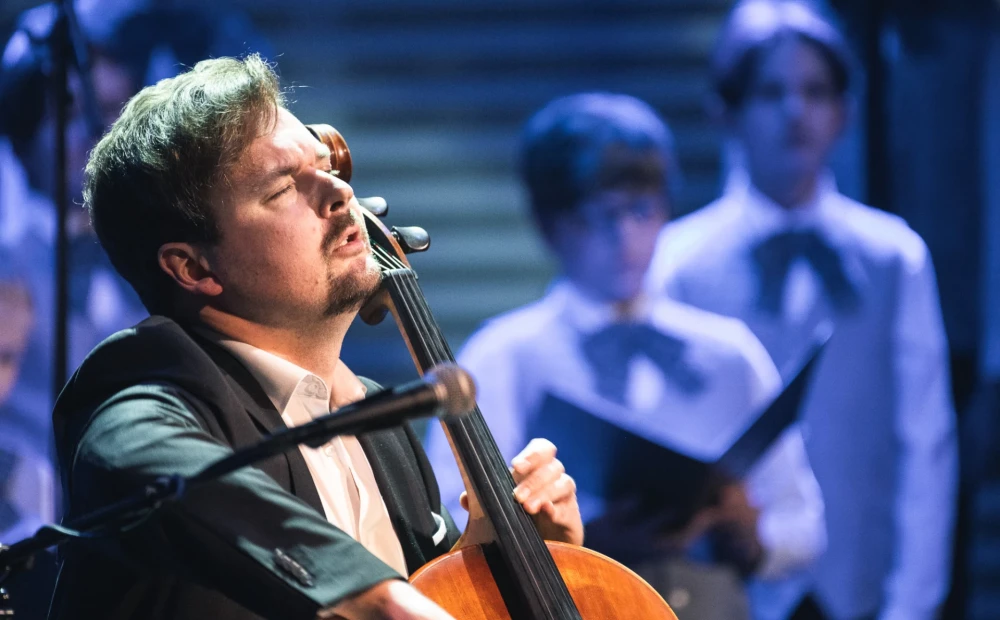 PHOTOS: Valters Pūce, Dainis Tenis and Riga Cathedral Boys’ Choir bring Liepāja audience to their feet