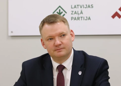 Smiltēns Ukrainai sola nemainīgu Latvijas palīdzību līdz uzvarai