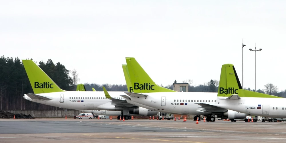 Drīzumā visos "airBaltic" lidojumos būs iespēja izmantot interneta pieslēgumu "Starlink"