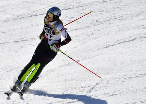 Ģērmane debijā Pasaules kausa sacensībās nefinišē slalomā