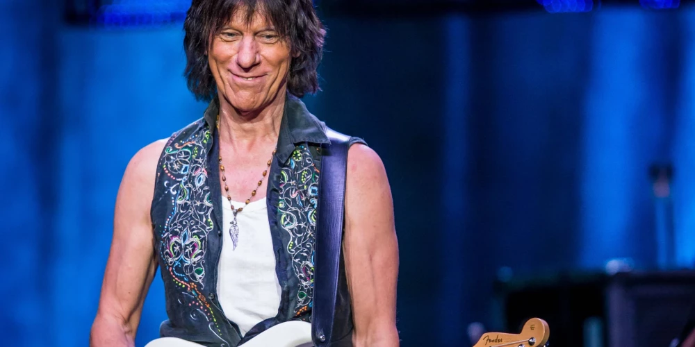 Журналы Rolling Stone и Classic Rock называют Джеффа Бека одним из выдающихся гитаристов в истории, он значительно повлиял на развитие хеви-метала и джаз-рока