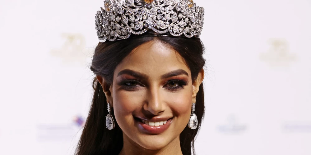 Skaistumkonkursa "Miss Universe" 2021. gada uzvarētāja sava jaunā izskata dēļ spiesta atvairīt skarbu kritiku
