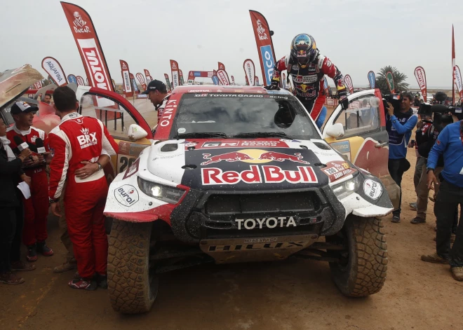 Noskaidrots rallijreida "Dakara" čempions