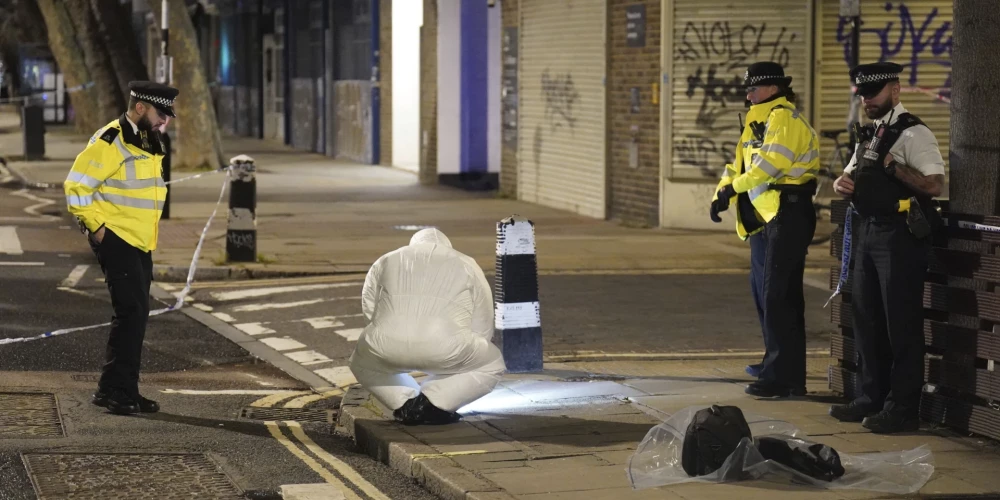 Apšaudē Londonas centrā ievainoti seši cilvēki