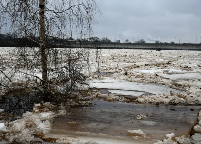 Daugavā pie Jēkabpils ūdens līmenis kopumā samazinājies par diviem metriem