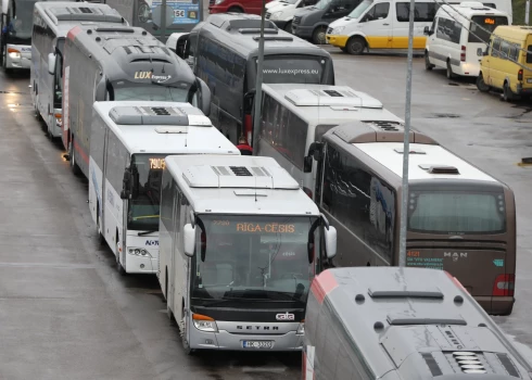 "Nordeka" un "Latvijas sabiedriskajam autobusam" piemēro 1,975 miljonu eiro sodu