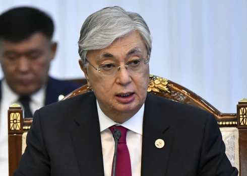 Kazahstānas prezidents atlaiž parlamentu, izsludina vēlēšanas martā