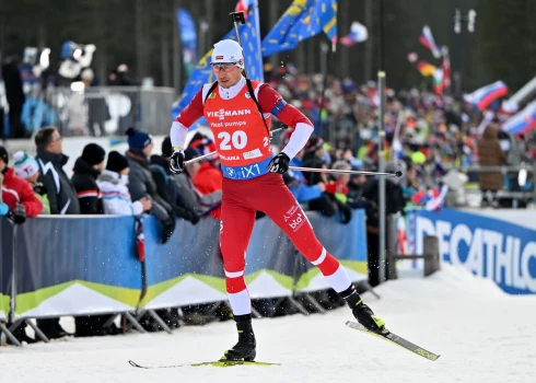 Latvijas Andrejs Rastorgujevs IBU Pasaules kausa izcīņā biatlonā Pokļukā, Slovēnijā, 2023. gada 7. janvāris. 