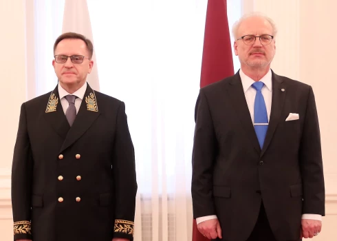 Назван срок, к которому посол России должен покинуть Латвию