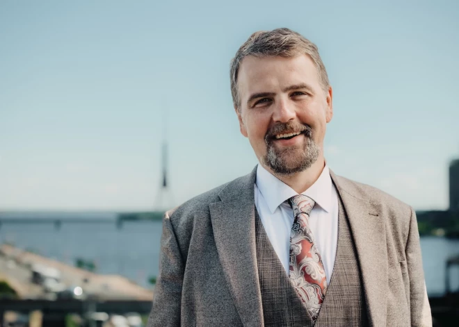 Atvērs Ivara Ijaba jauno grāmatu “Nepateicīgie” par latviešu politikas pirmsākumiem