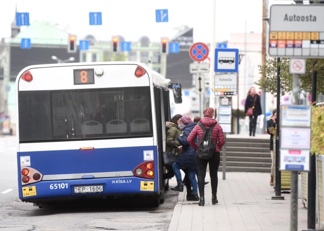 Cik sekunžu laikā jāreģistrē biļete "Rīgas satiksmes" transportā? Incidents raisa diskusijas