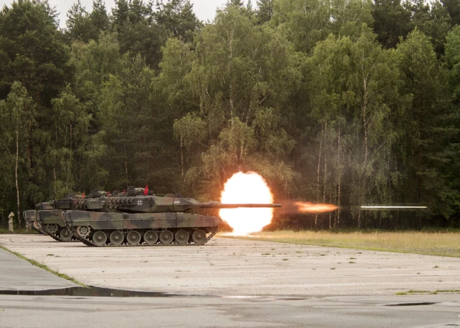 Žurnāls: Vācija piegādās Ukrainai smagos tankus