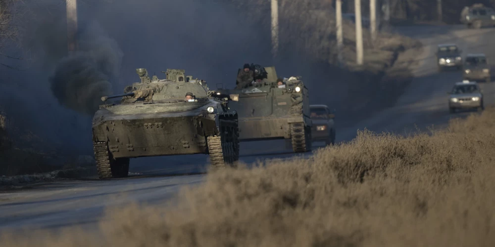 Analītiķi apgalvo, ka krievi varētu gatavot lielu uzbrukumu Luhanskas apgabalā