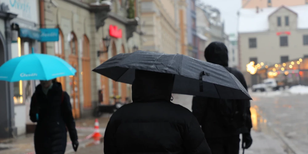 Общая налоговая нагрузка на рабочую силу в Латвии намного выше, чем в соседних странах