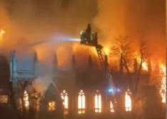 ВИДЕО: в Лондоне загорелось историческое сокровище - англиканская церковь Святого Марка