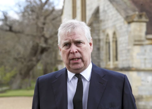 The Jorkas hercogs princis Endrū.of York during a television interview at the Royal Chapel of All Saints, Windsor, following the announcement on Friday April 9, of the death of the Duke of Edinburgh at the age of 99. Picture date: Sunday April 11, 2021. Prince Philip, was the longest-serving consort in British history.