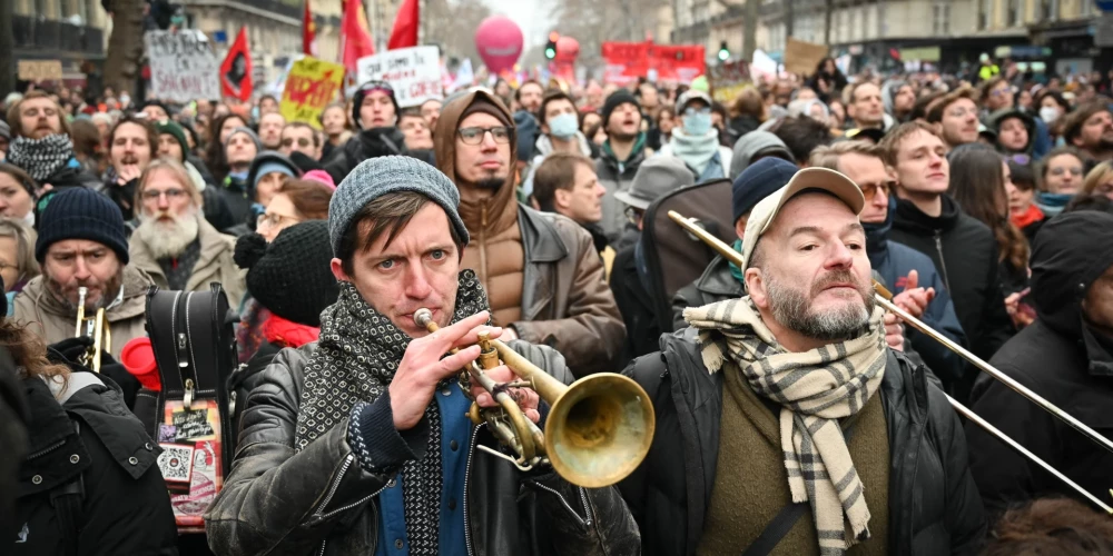 Общенациональная демонстрация против пенсионной реформы 19 января в Париже