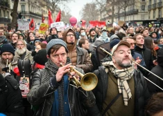 Общенациональная демонстрация против пенсионной реформы 19 января в Париже