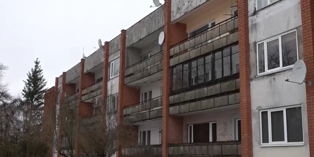 Спасатели часто выезжают на вызовы в этот дом