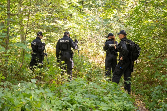 Policija pērnā gada augustā meklē pavedienus, izmeklējot sievietes slepkavību