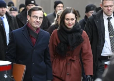Zviedrijas premjerministrs Ulfs Kristersons un Somijas premjerministre Sanna Marina, 2023. gada 2. februārī, Stokholmā, Zviedrijā. 
