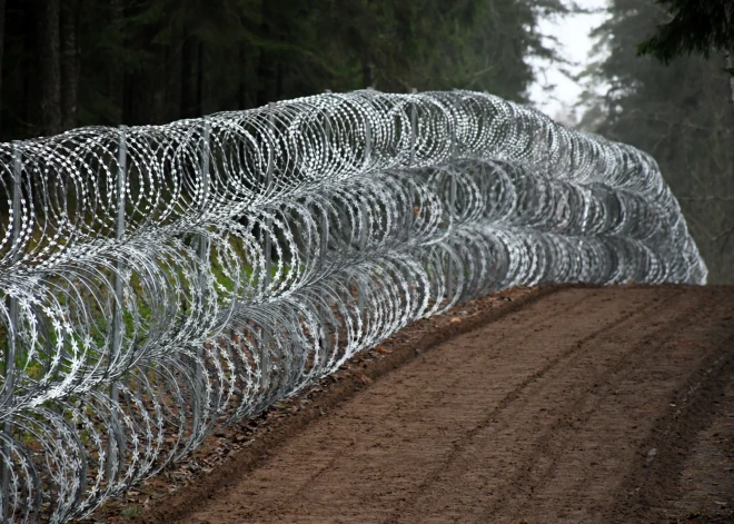 Pastāvīgā žoga būvdarbi uz Latvijas-Baltkrievijas robežas pabeigti 36,1 kilometra garumā