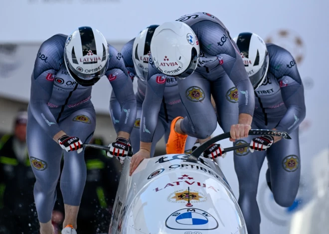 Cipuļa pilotētais četrinieks pasaules čempionātā pirms pēdējā brauciena nostabilizējas pirmajā trijniekā