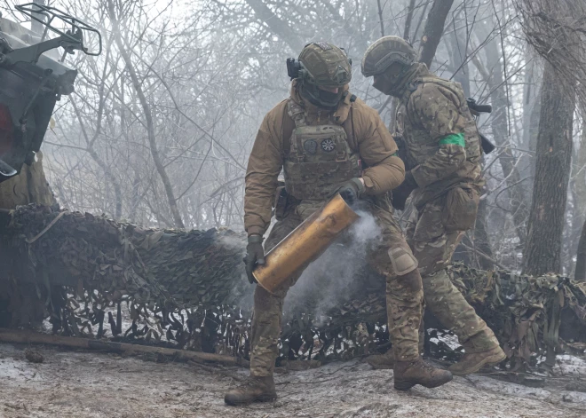 Krievijas militāristi iznīcina Kijivai no Rietumvalstīm piegādāto tehniku, paziņo Šoigu