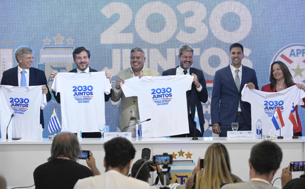 Četras Dienvidamerikas valstis piesakās rīkot 2030.gada Pasaules kausa finālturnīru