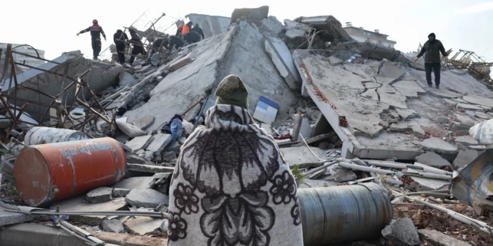 На портале Ziedot.lv стартовал сбор средств в помощь народу Турции. (Фото: AFP/Scanpix)