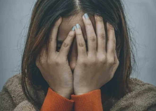 За 17 лет - более 1,7 млн звонков: телефон доверия помогает детям справиться с проблемами и избежать насилия