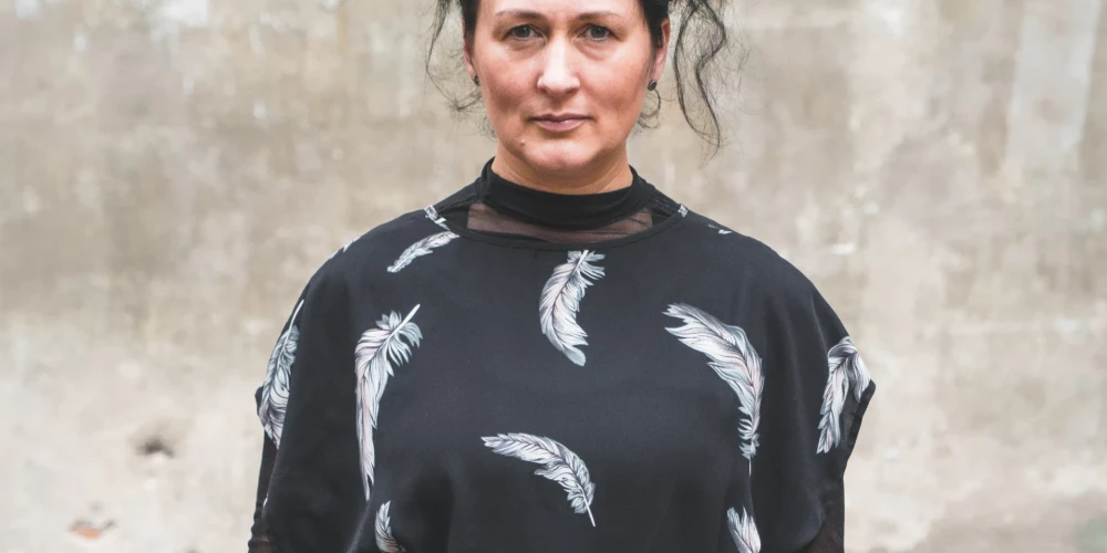 Ieva Ozoliņa (dzimusi 1974. gada 18. jūlijā Rīgā) ir latviešu dokumentālā kino režisore, pazīstama ar savām dokumentālām filmām "Mans tēvs baņķieris" (2015) un "Dotais lielums: mana māte" (2018). Ieva ir mācījusies Rīgas 5. vidusskolā, Rīgas Lietišķās mākslas vidusskolā, absolvējusi Latvijas Mākslas akadēmiju un Latvijas Kultūras akadēmijas maģistrantūru (audiovizuālā māksla, 2015).