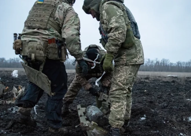 Šveice nobloķējusi tās ieroču piegādi Ukrainai no Spānijas