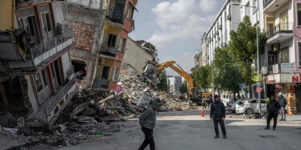 Число погибших при землетрясении в Турции и Сирии превысило 33 тысяч