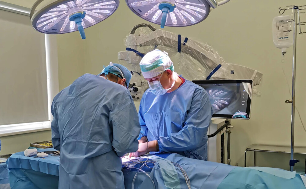 Onkoloģijas pacientei Ventspilī veikta Baltijā unikāla operācija