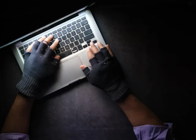 Минздрав предупреждает: мошенники предлагают компенсацию за прививку от Covid-19